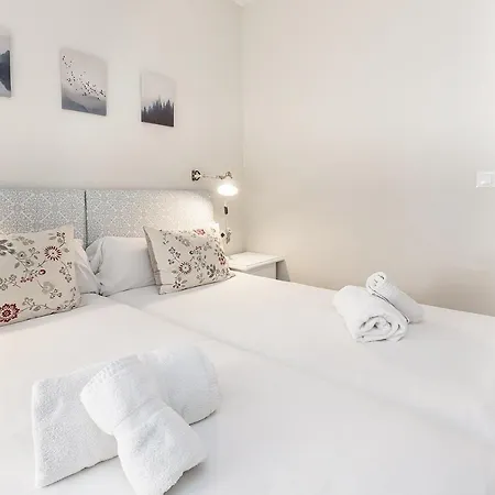 Appartement Monko - 1 Line, & Sun